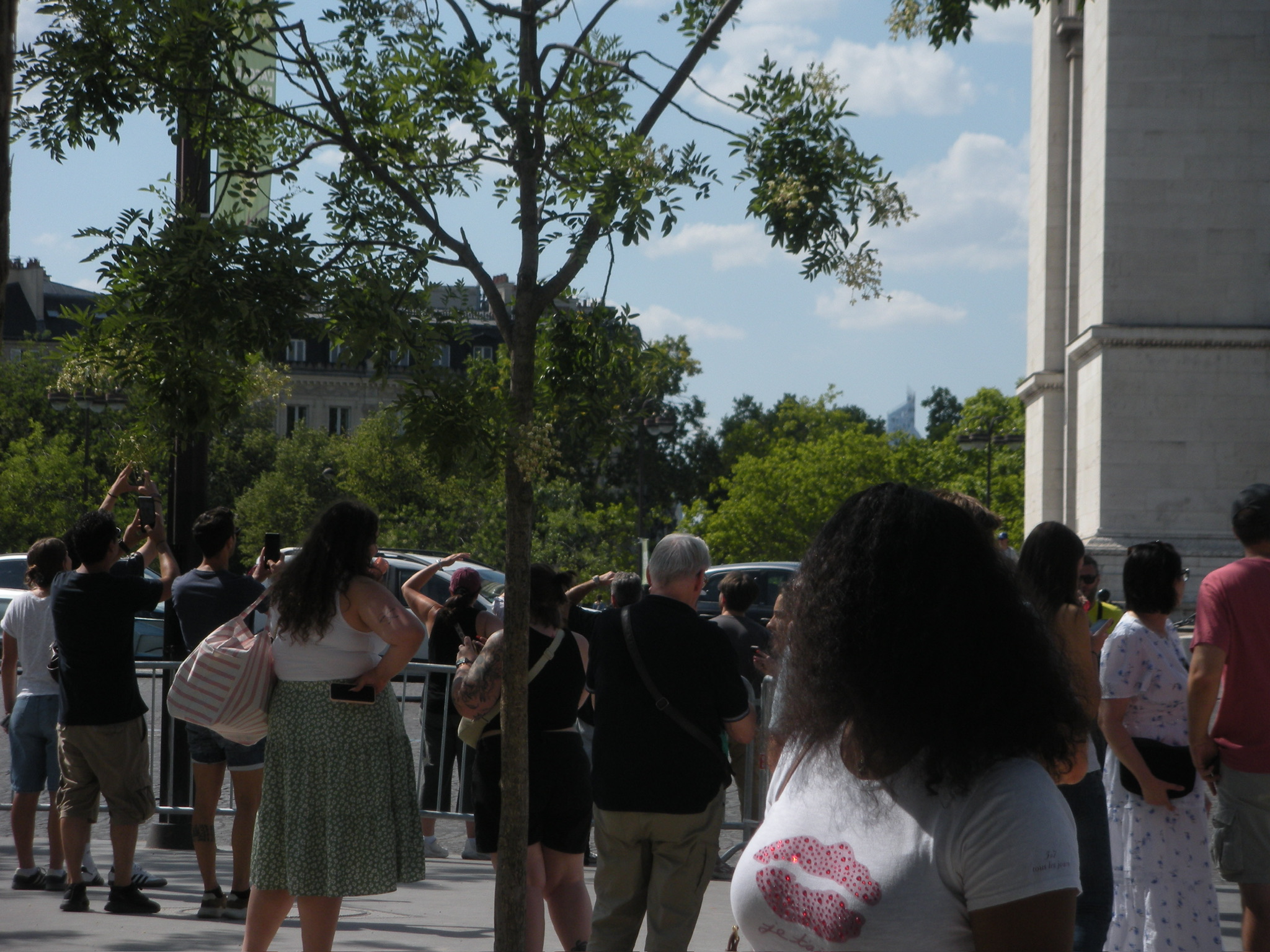 PARIS people SUMMER 25 photo